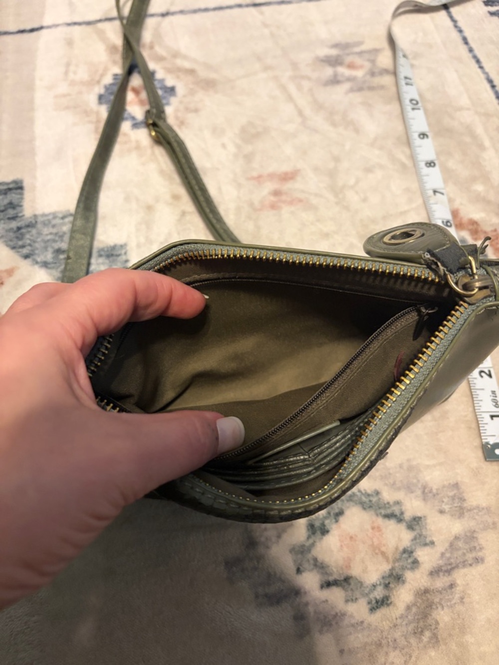 Joy Susan Women's Olive Green Leather Crossbody Bag - Picture 7 of 10